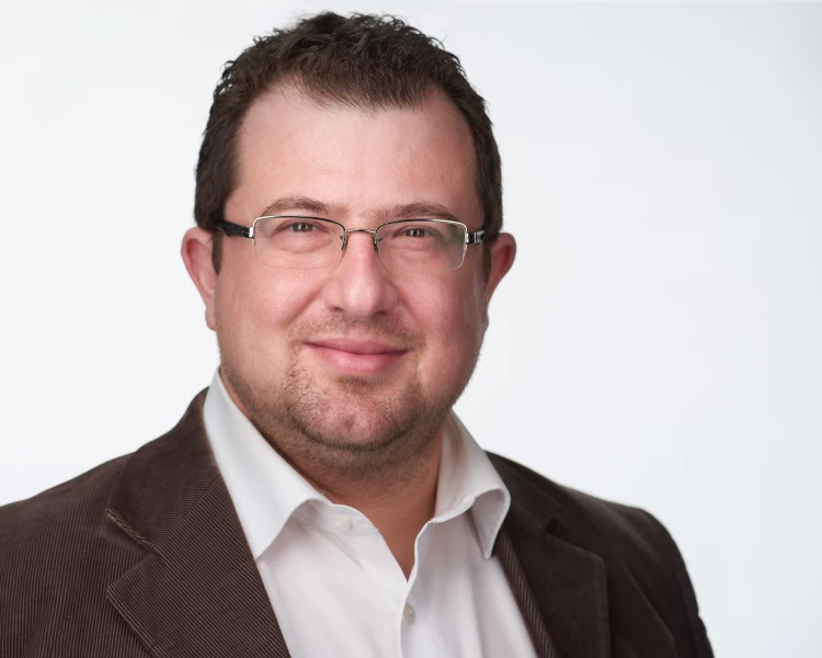 dr. boercsoek levente